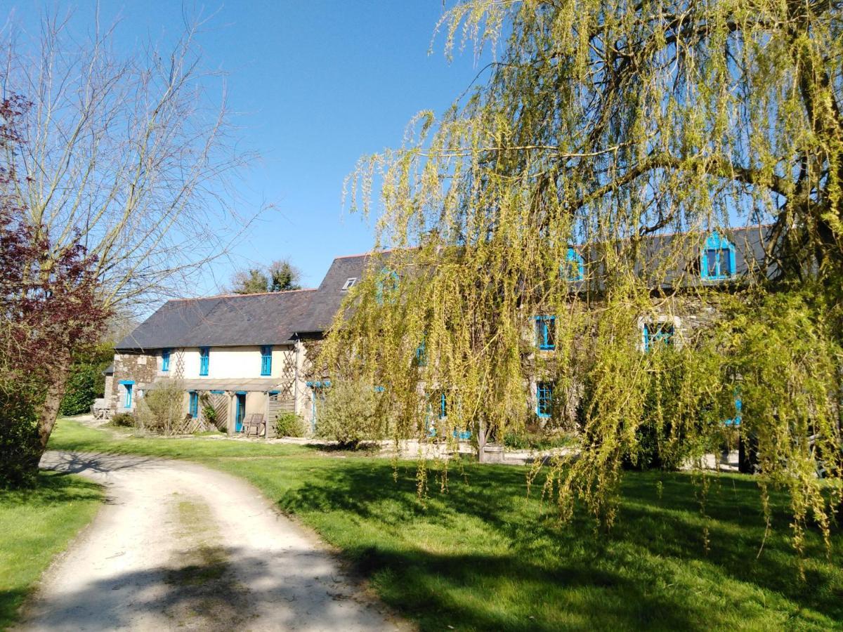 Domaine De La Tarais Villa Calorguen Exterior photo